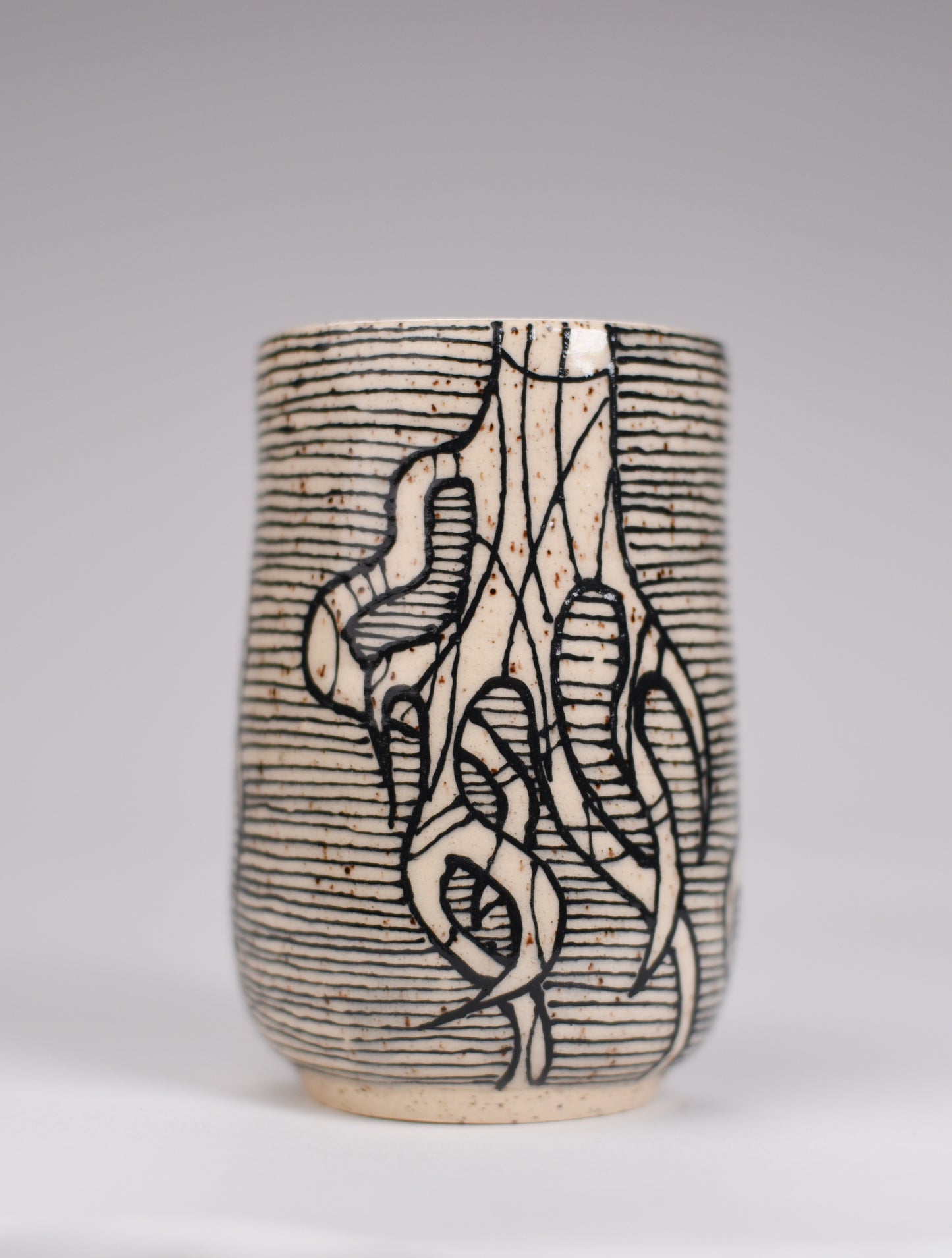 Roots mug 1/9