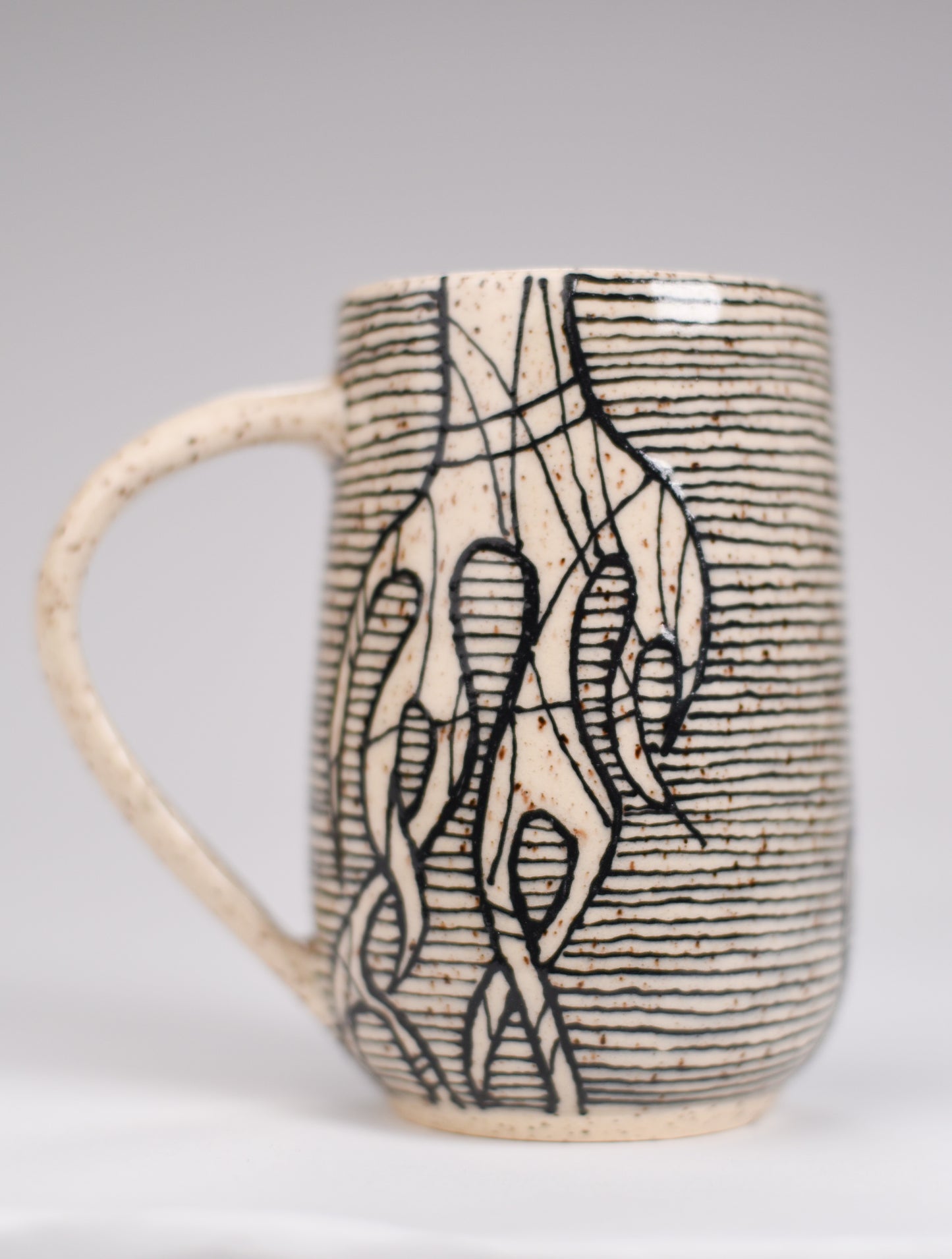 Roots mug 2/9