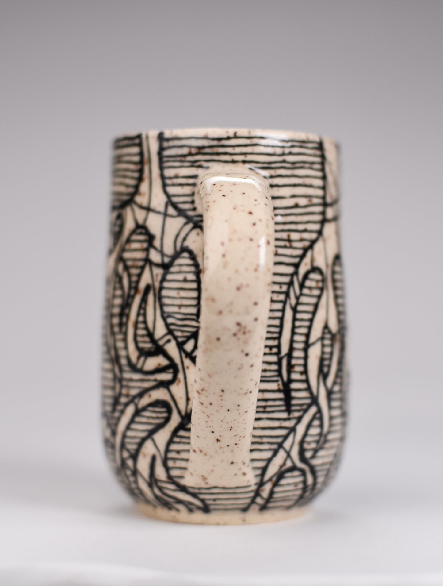 Roots mug 2/9